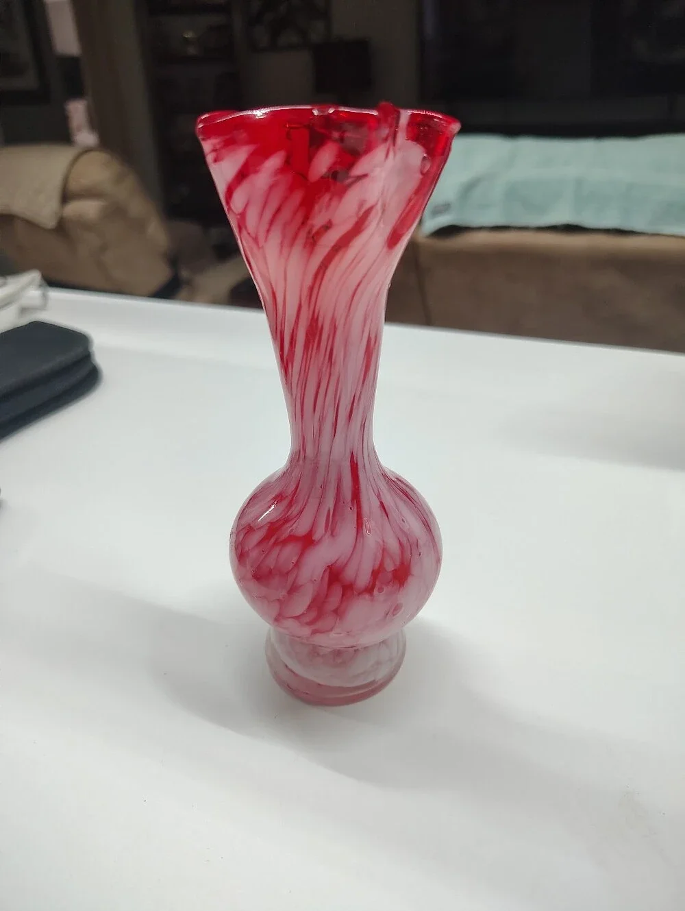 Red and White handblown Swirled Art Glass Vase
